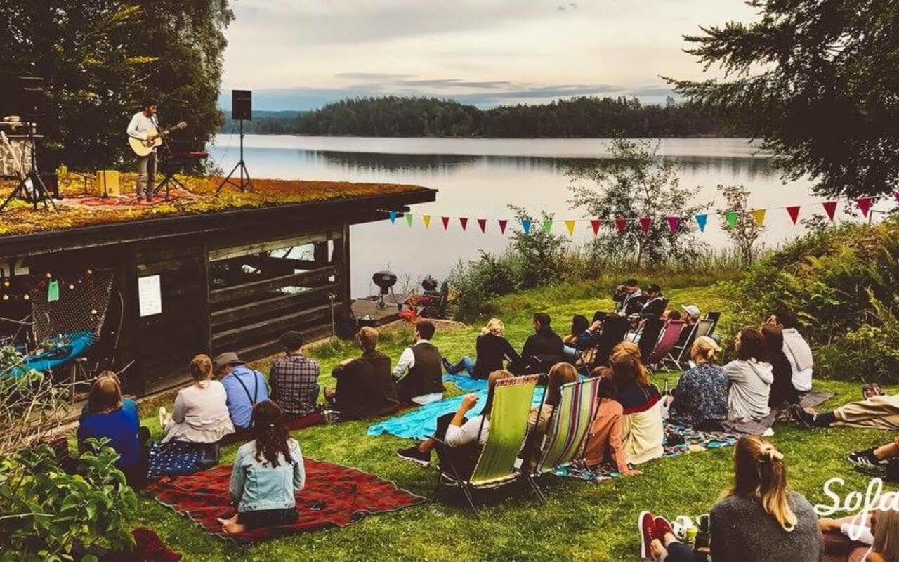 Lund, Sweden | Lakefront Sauna